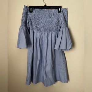 Off-shoulder blue and white linen dress size sm.